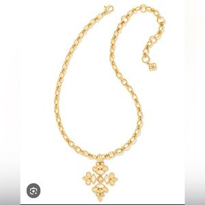 Kendra Scott Kinsley Gold Pendant Necklace